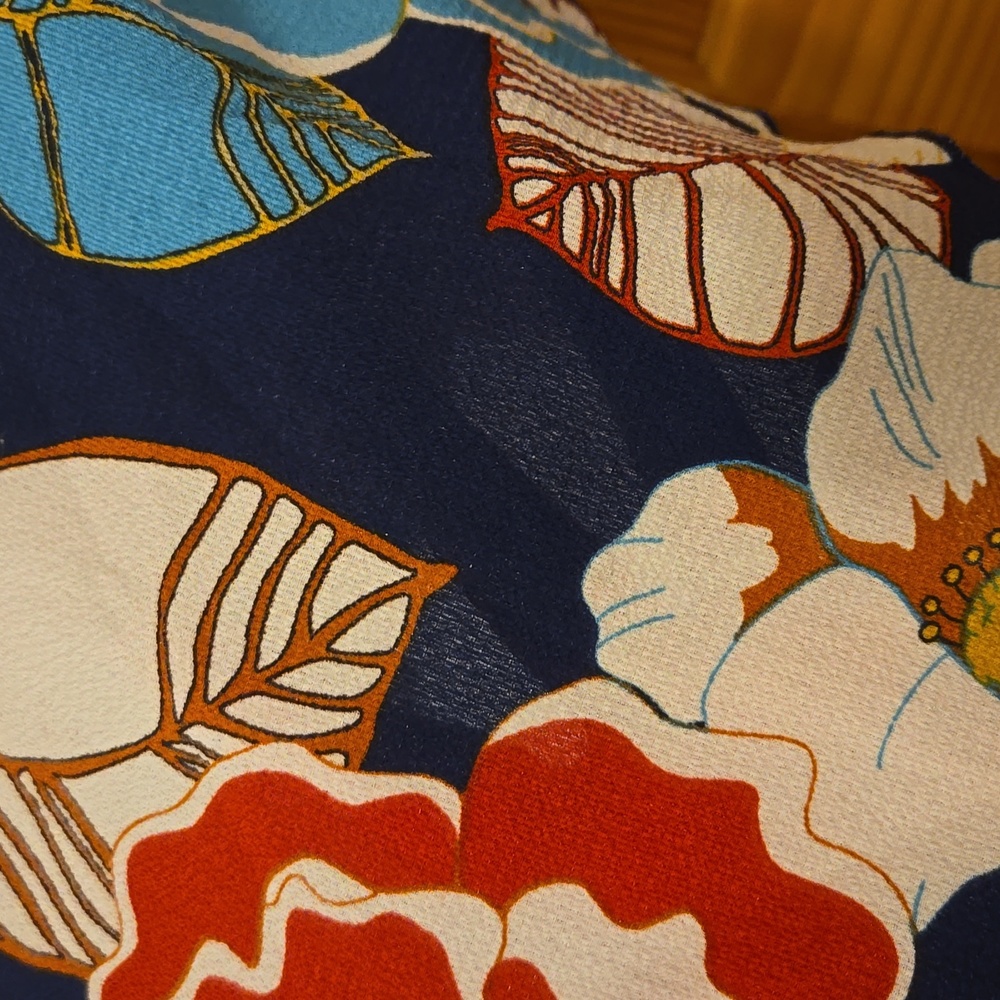 Blouse - Picture 4 of 4
